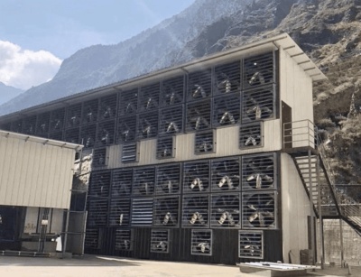 Kenyan cryptocurrency mining farm powered by renewable energy